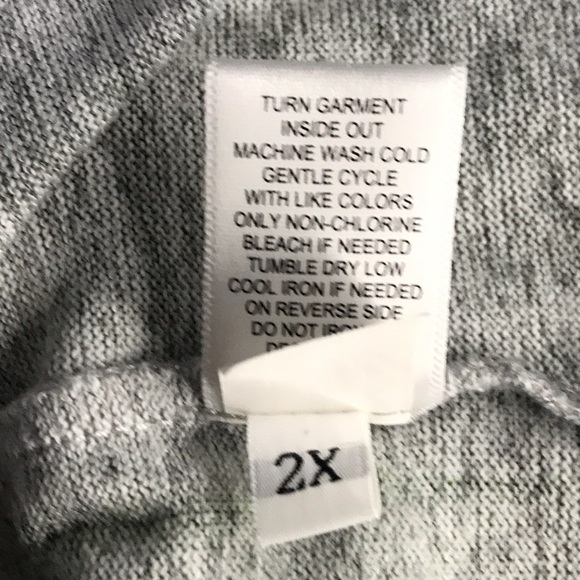 LIVE & LET LIVE WOMAN Hooded Zip-Up Sweater - Picture 6 of 8